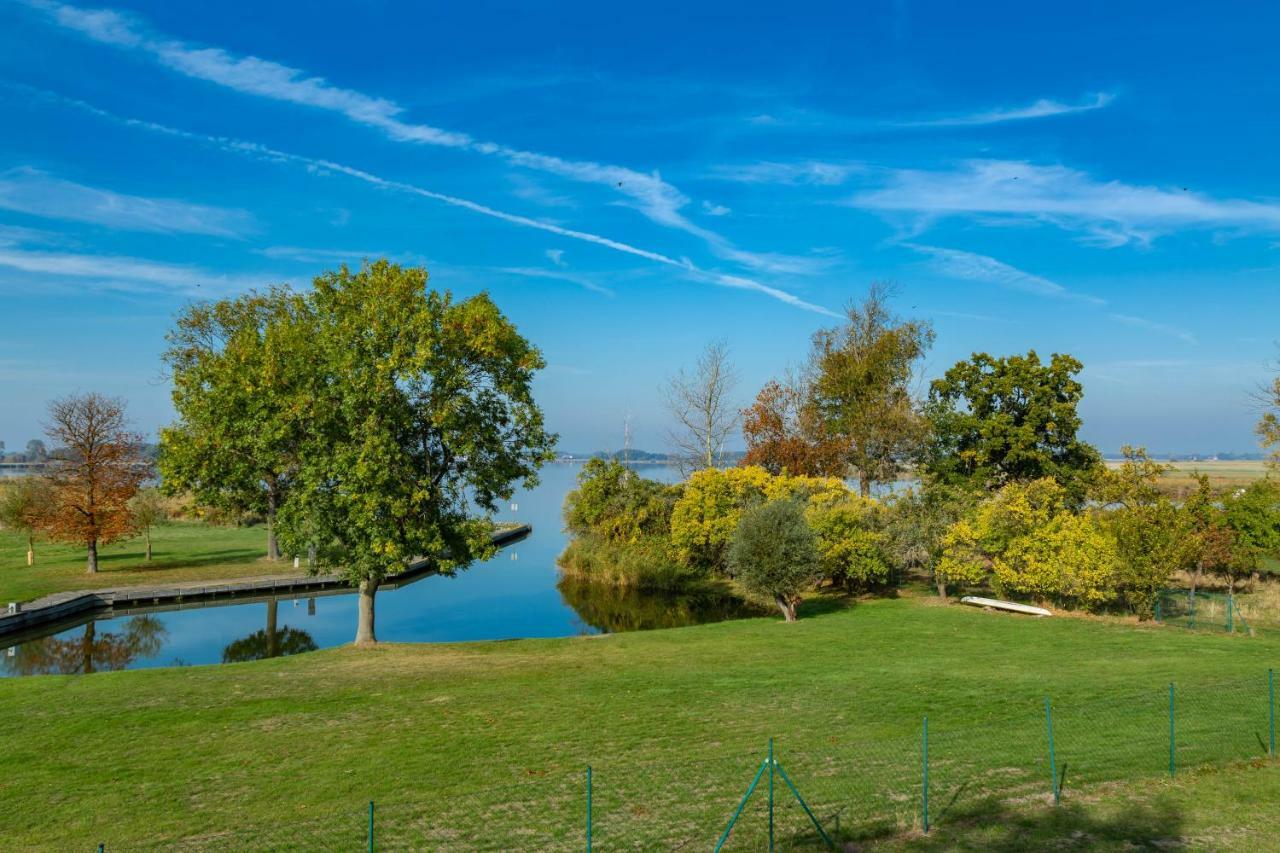 Ferienwohnung Achterwasser Mit Terrasse Dewichow Zewnętrze zdjęcie